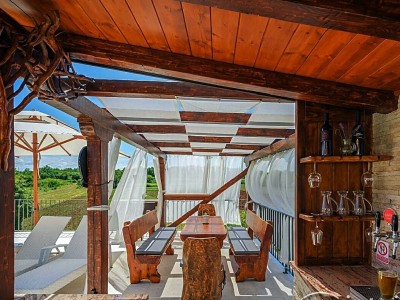House with swimming pool near Brtonigla 7