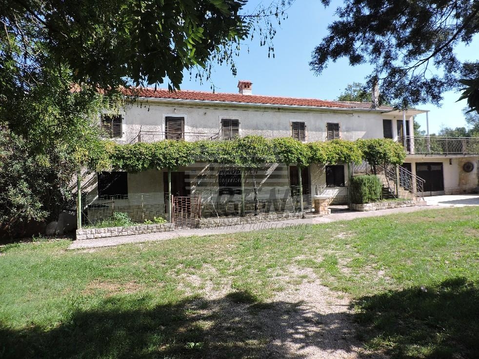 Stone house near Buje 1