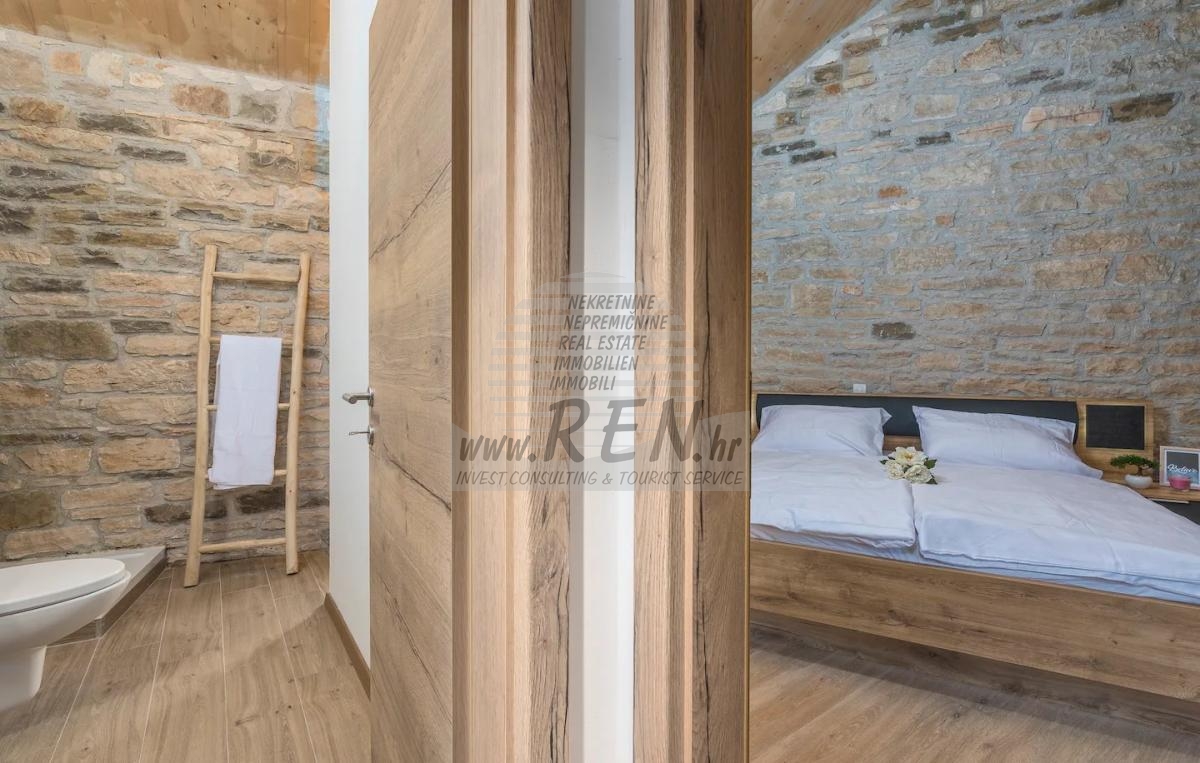 Stone residence for investment 32