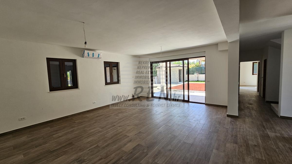 House with pool near Buje - at the stage of construction 6