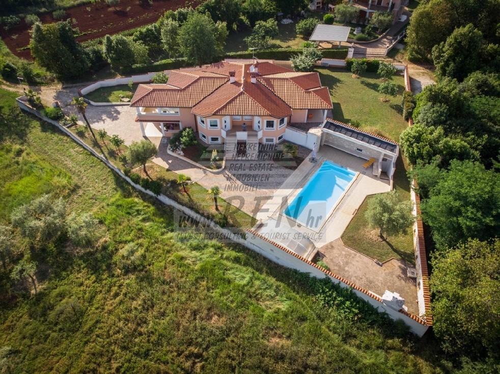 House near Umag 1