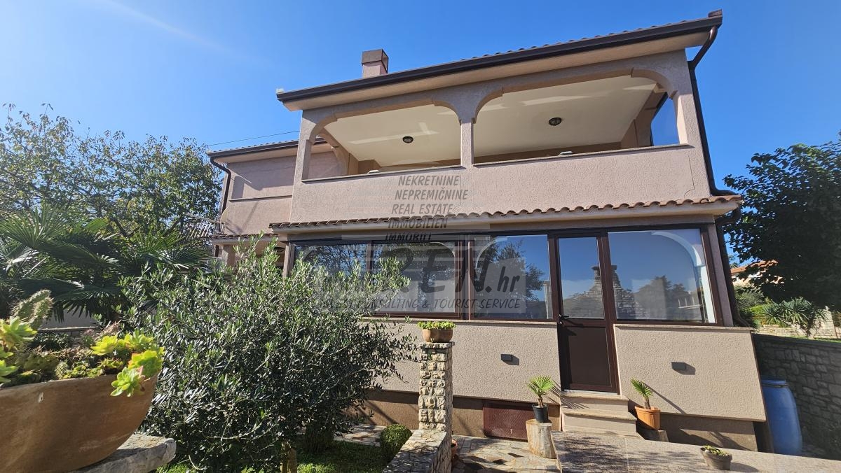 Einfamilienhaus in ruhiger Lage in der Nähe von Novigrad 6