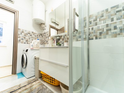PRESTIGEHAUS MIT POOL – NUR 50 m VOM MEER 19