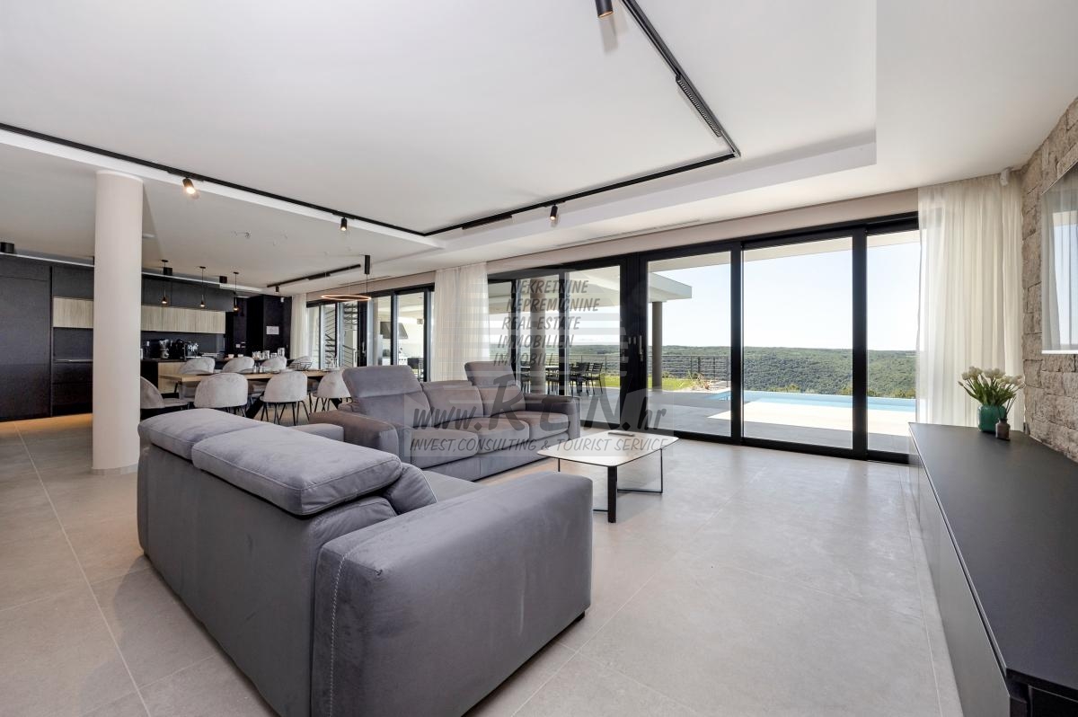 Luxury Villa with a unique view in Istria 11