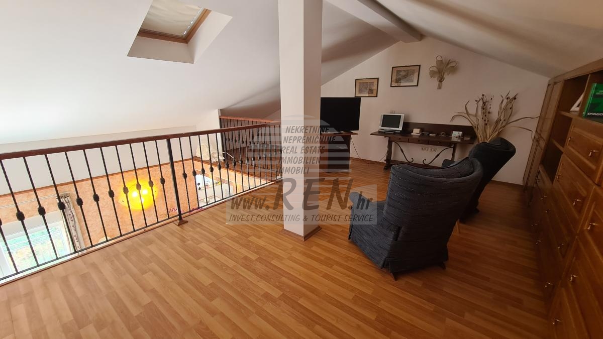 Apartment with sea view in Novigrad 15
