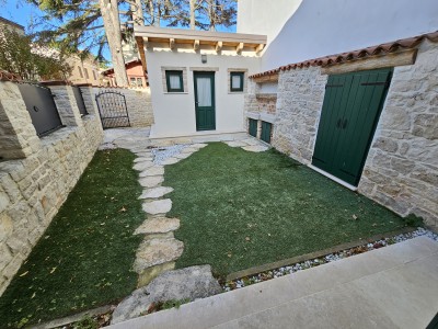 House in the center of Novigrad 10
