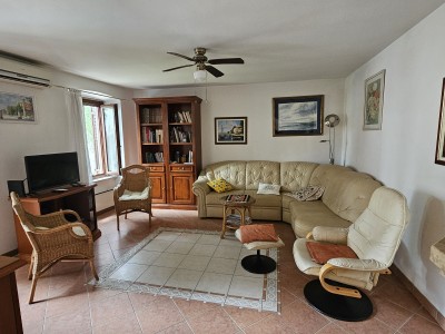 Stone Townhouse with Sea View – Novigrad Old Town 2
