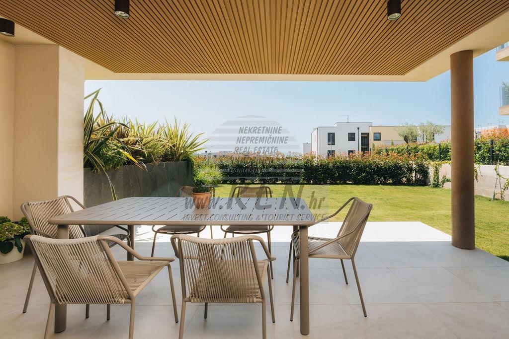 Luxus Immobilien Istrien, Zum Verkauf eine Exklusive Wohnung in Novigrad 10