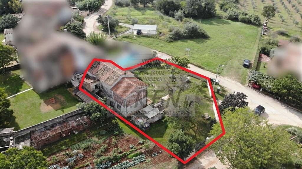 Hiša v okolici Novigrada 5