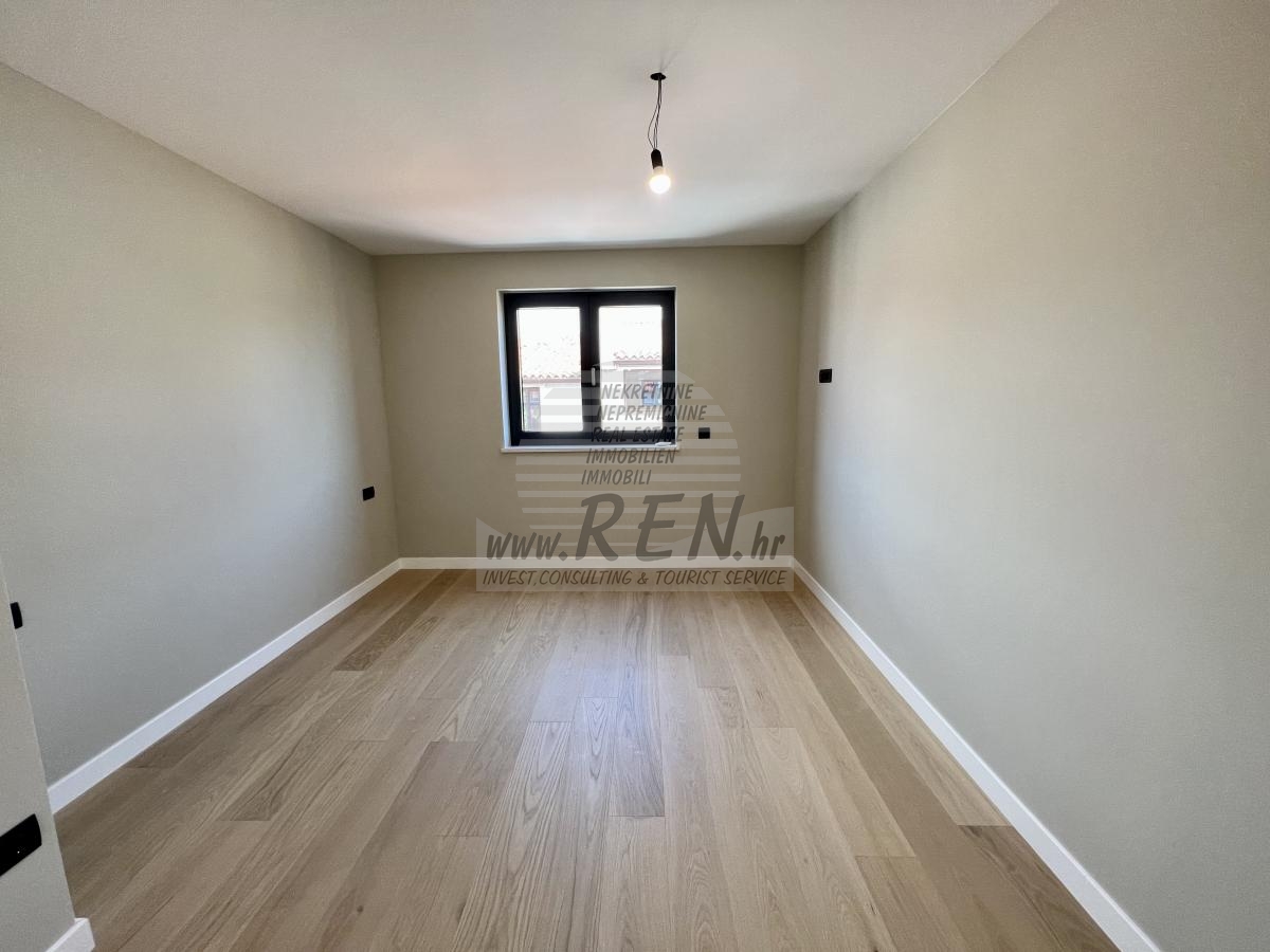 Apartment with a beautiful view of the sea - at the stage of construction 11