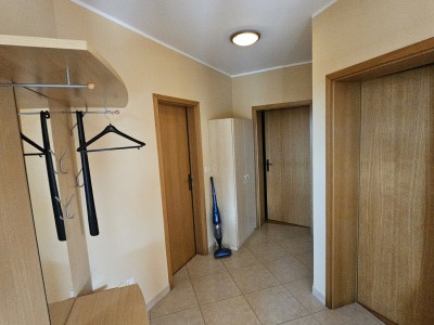 Samostojeća prizemnica s uređenim vrtom blizu mora 15