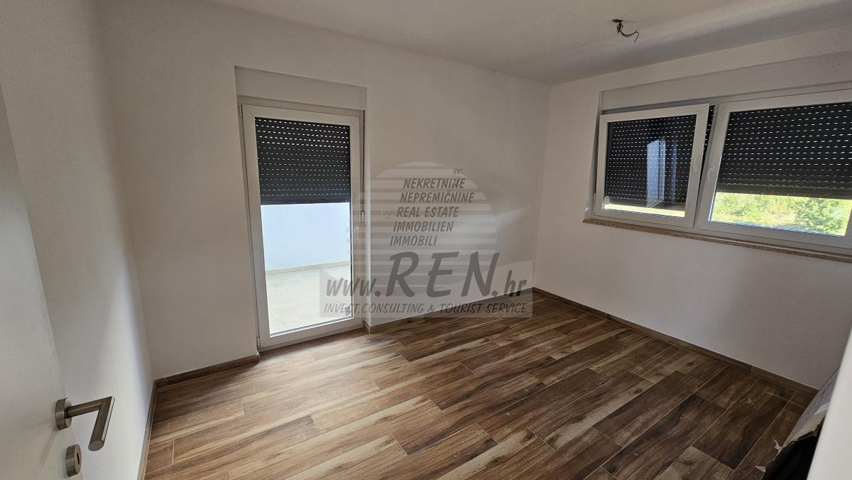 Neue Wohnung mit 2 Schlafzimmern in Novigrad 2