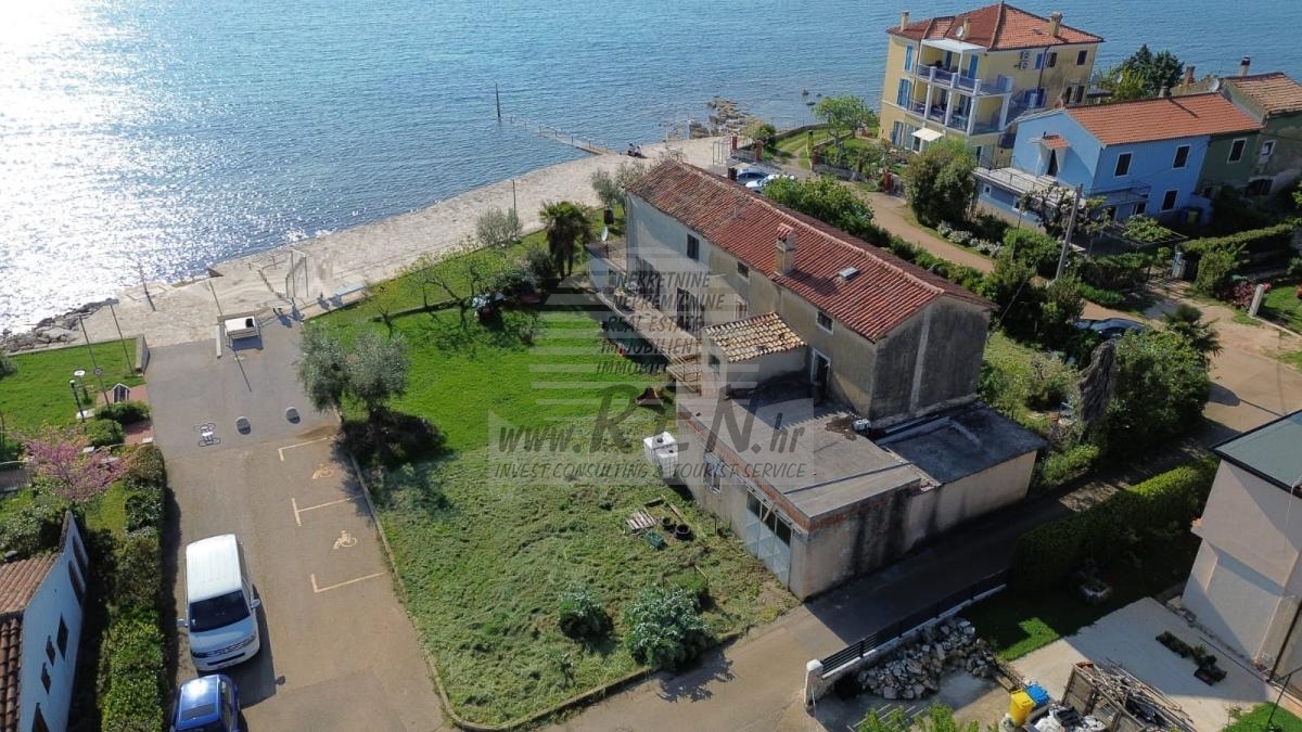 Haus zur Renovierung in Strandnähe 3