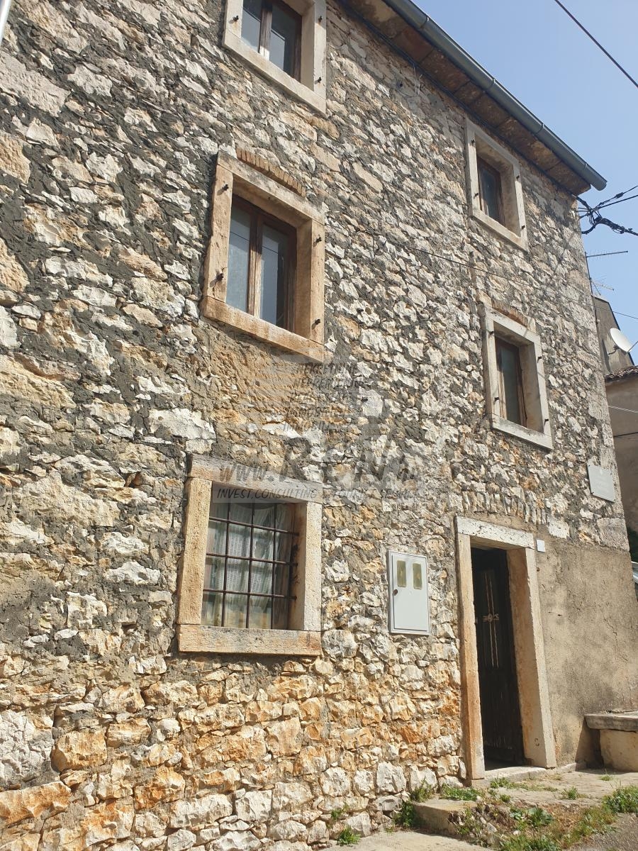 House near Novigrad 5
