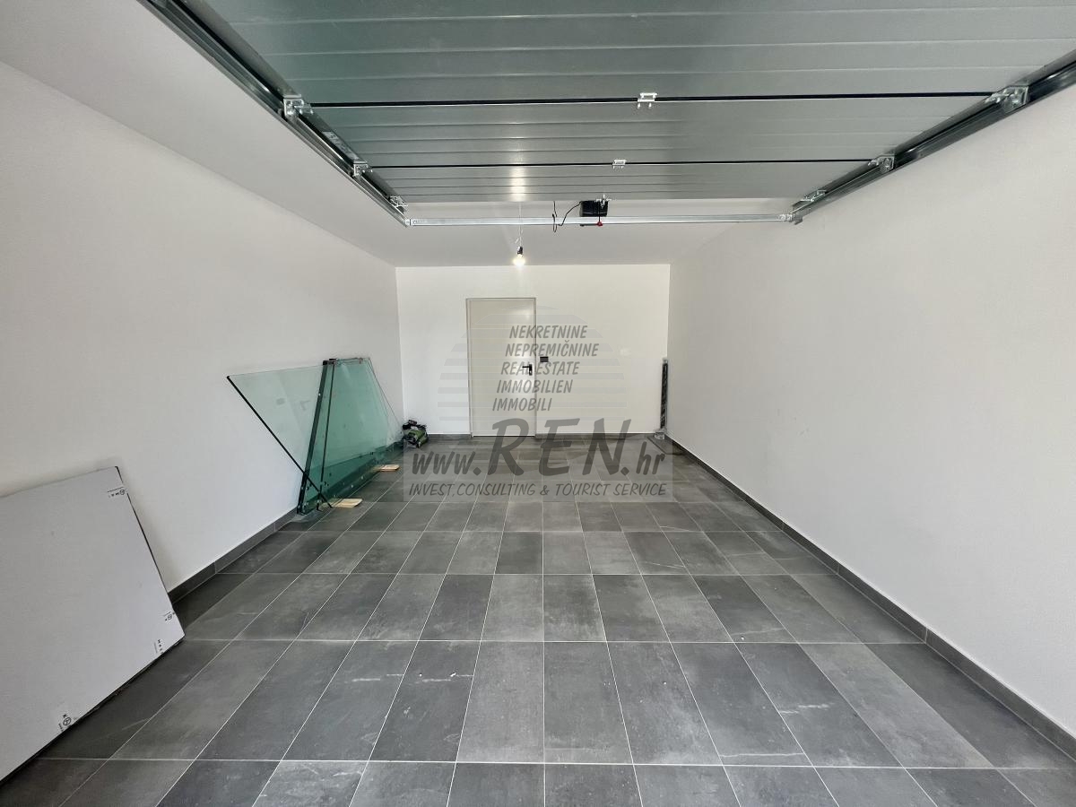 Apartment with a beautiful view of the sea - at the stage of construction 36