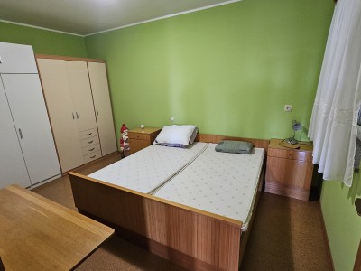 Samostojeća prizemnica s uređenim vrtom blizu mora 18