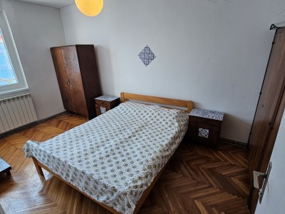 Stan u centru Umaga s terasom prema moru – 2 spavaće sobe 10