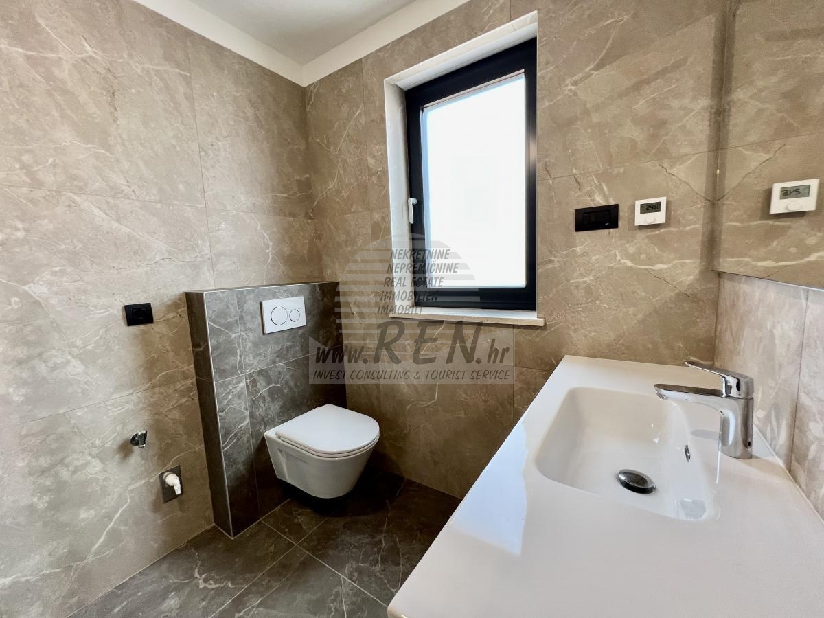 Apartment with a beautiful view of the sea - at the stage of construction 24