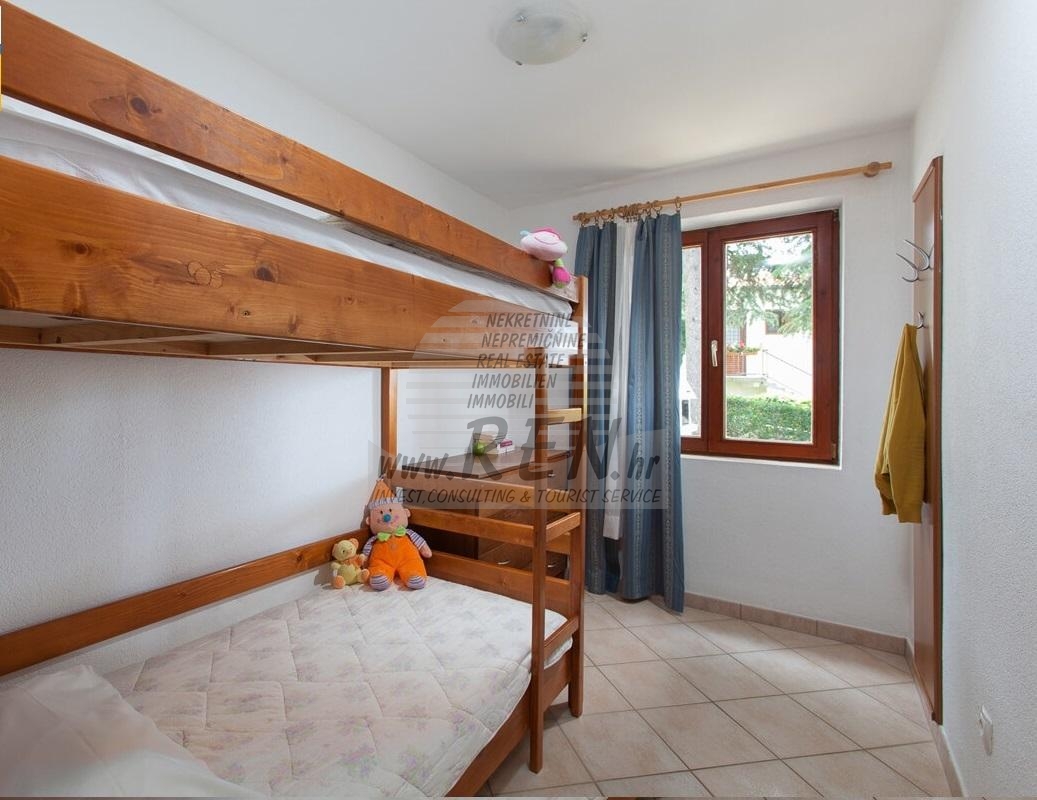 Kuća blizu mora s apartmanima za iznajmljivanje 8