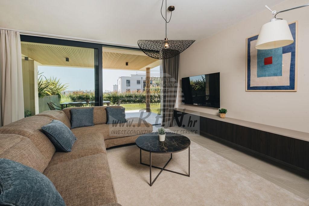 Luxus Immobilien Istrien, Zum Verkauf eine Exklusive Wohnung in Novigrad 8