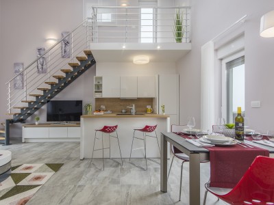 Haus mit Swimmingpool in ruhiger Lage in Novigrad 37