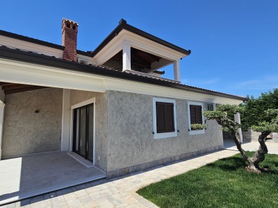 House with pool near Buje - at the stage of construction 4