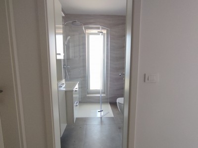 Moderne Wohnung mit großer Terrasse und Meerblick 10