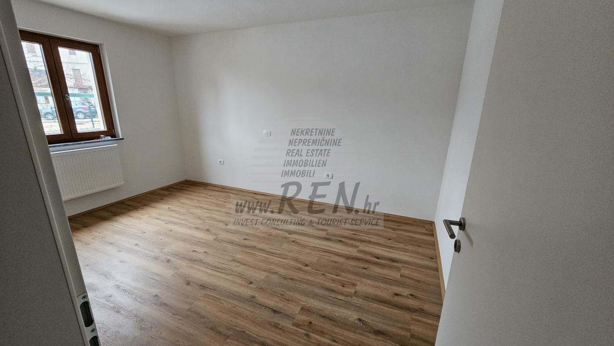 Erdgeschosswohnung mit Garten und überdachter Sommerküche 4
