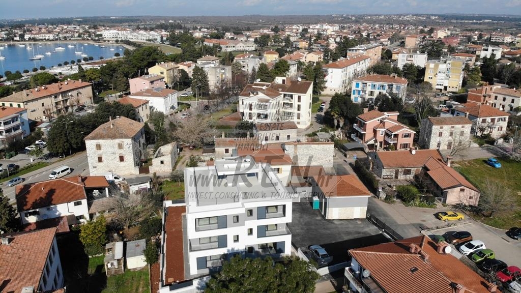 Stan u Umagu sa krovnom terasom  - top lokacija 150 m od mora! 20
