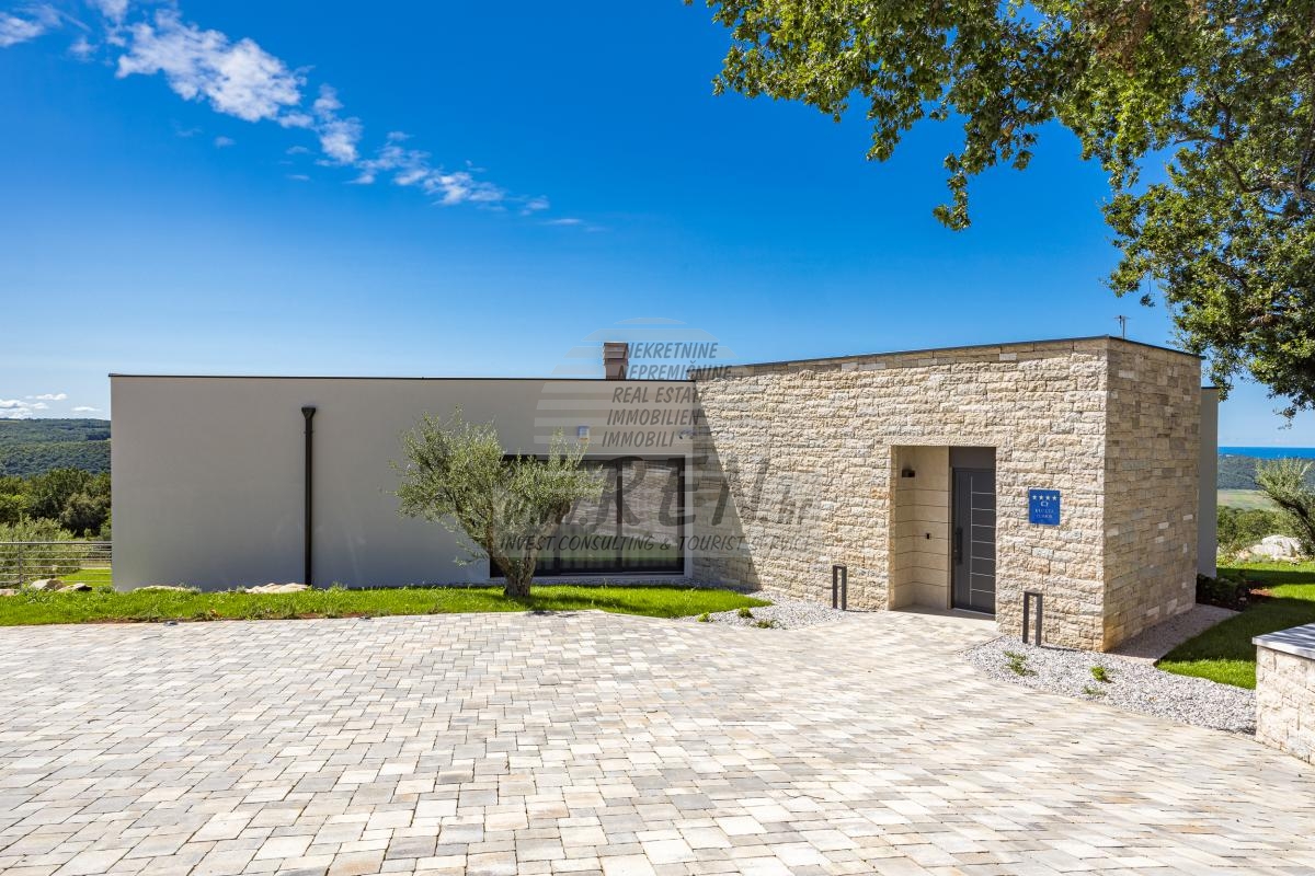 Luxury Villa with a unique view in Istria 20