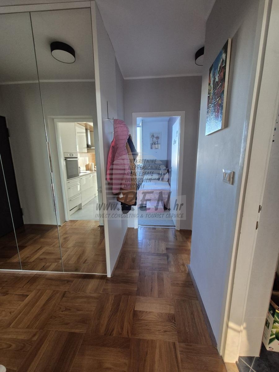 Ekskluzivno uređen stan 500 m od mora i centra – Rovinj 7