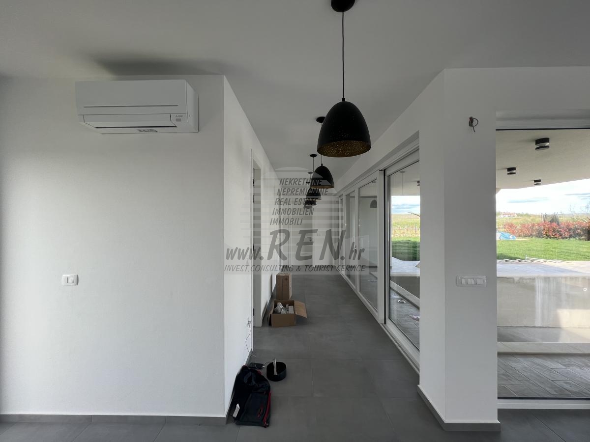Villa in the vicinity of Novigrad 18
