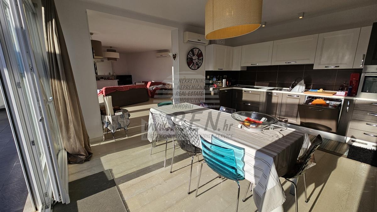 Appartamento con una bellissima vista sul mare 3